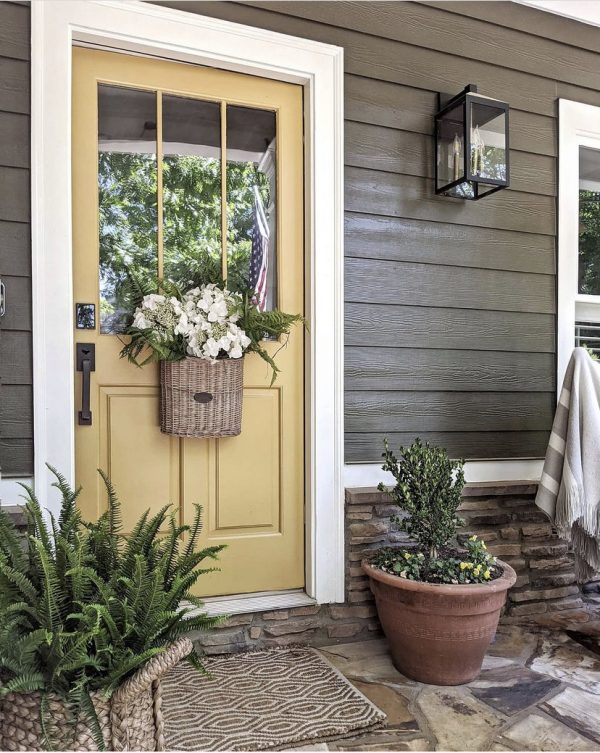 Inspiration for an easy front porch makeover | Aberle Design Co.